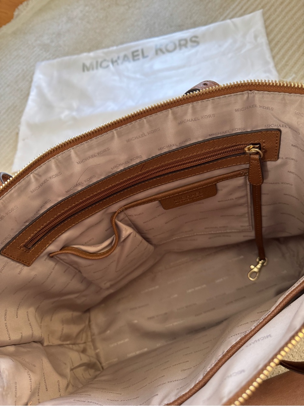 Michael Kors Caramel Brown Saffiano Tote with Gold Hardware, Authentic - Picture 7 of 12